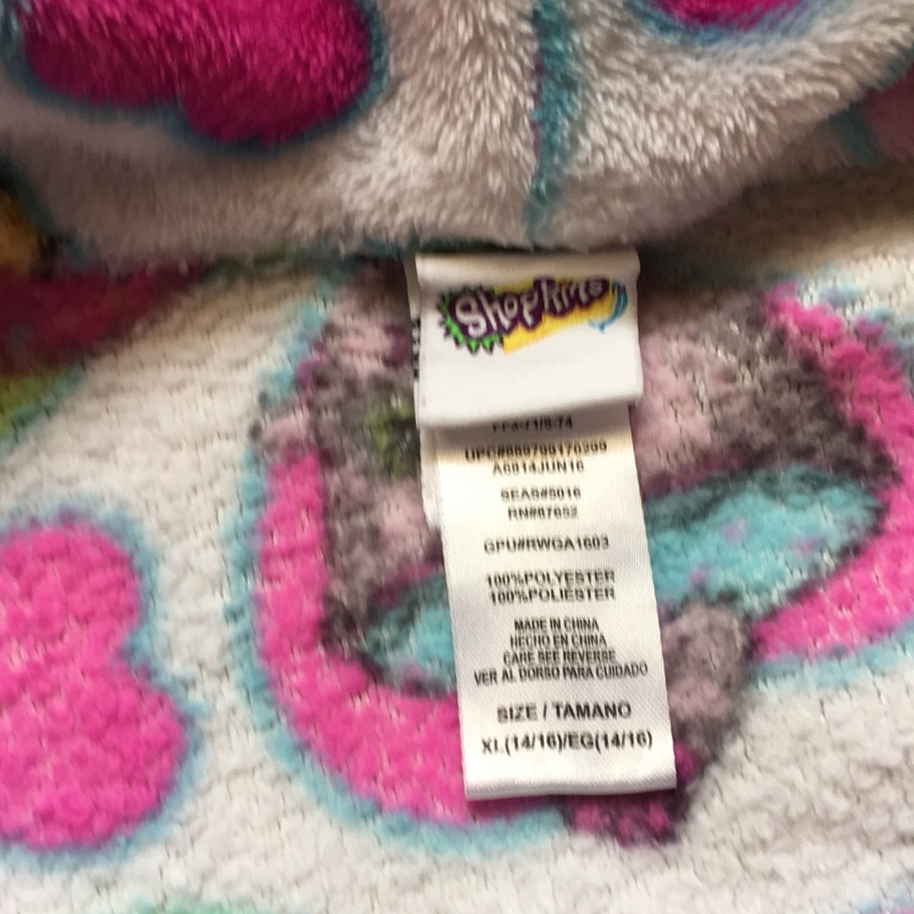 Shopkins Girl’s Robe - Picture 5 of 5